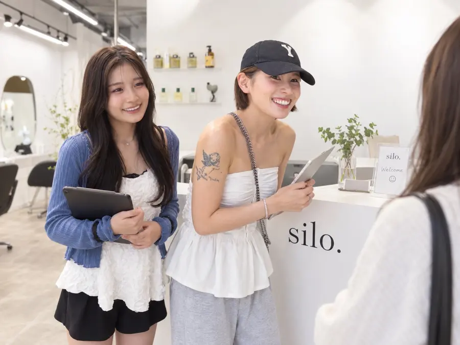 siloのロゴが入った受付